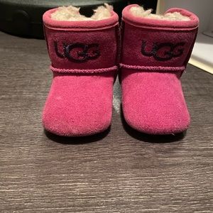 Infant UGG size 0/1